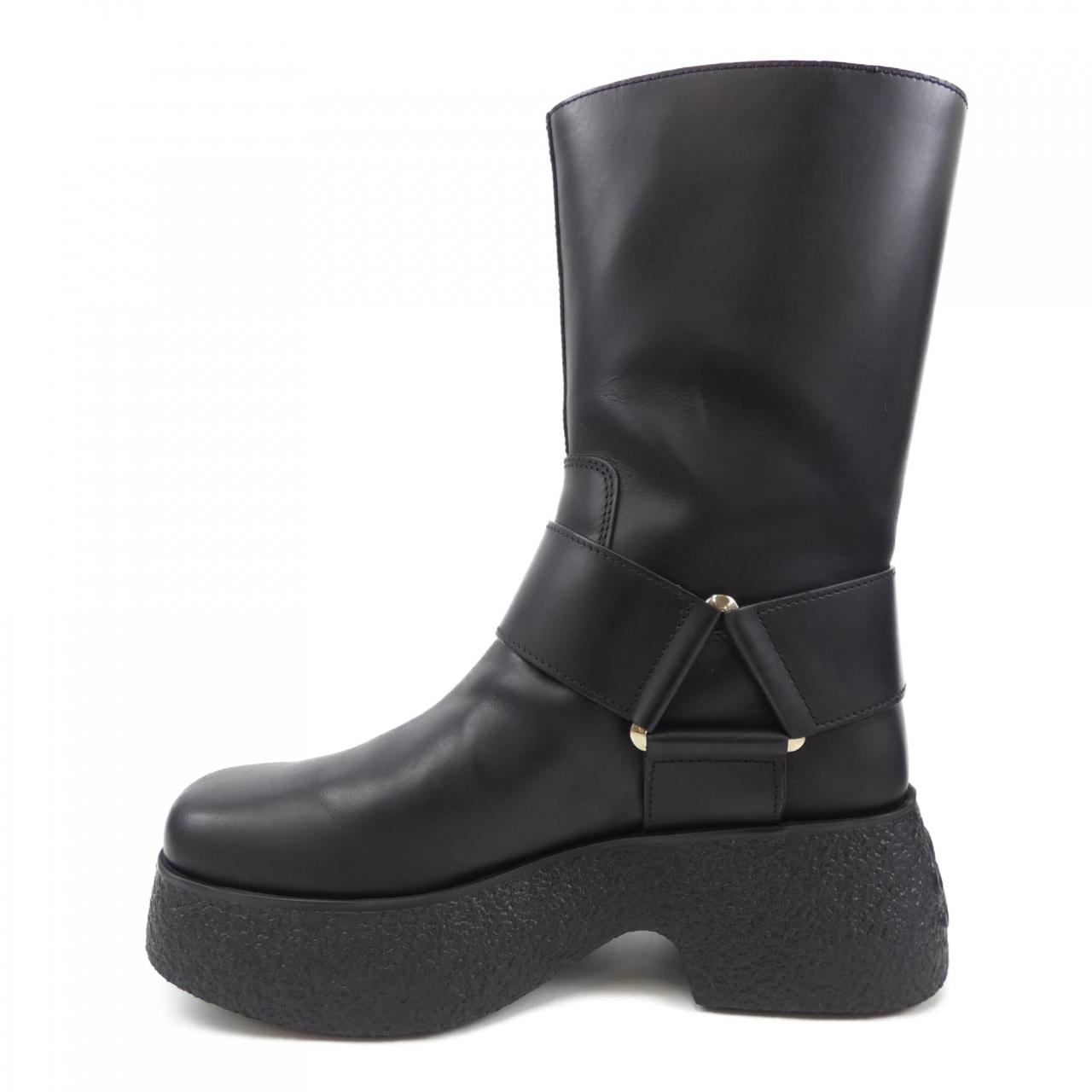 ROGER VIVIER Vivier Boots