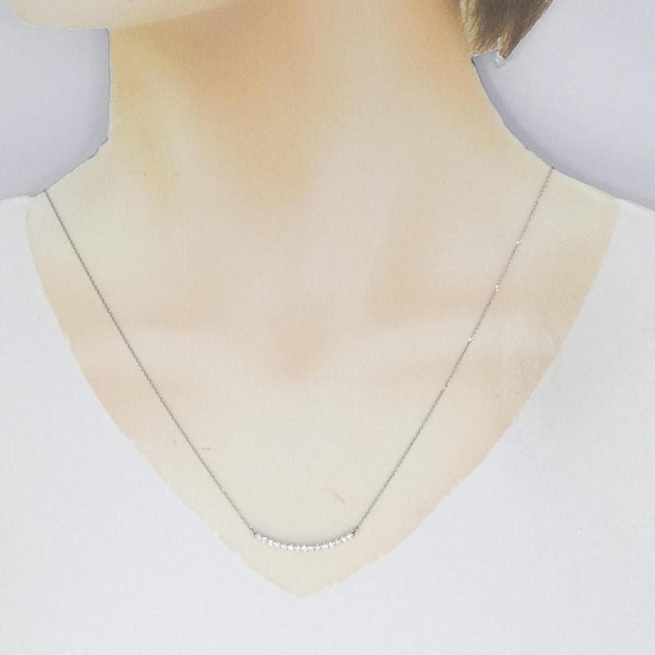 [BRAND NEW] PT Diamond Necklace 0.301CT