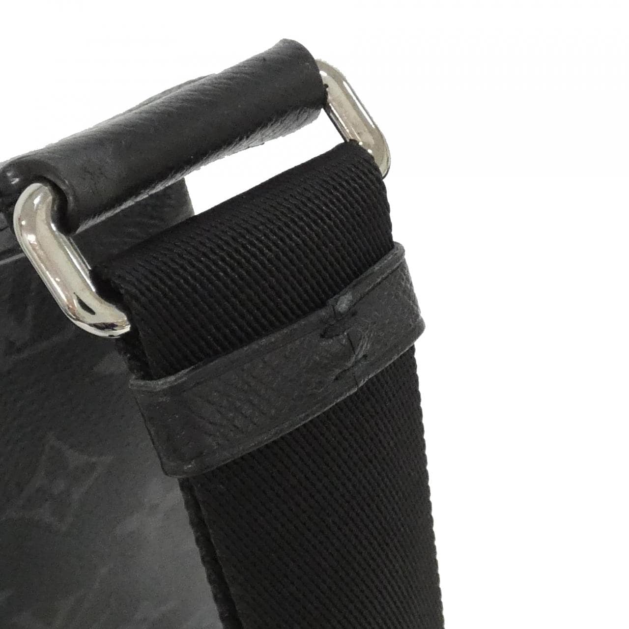 LOUIS VUITTON Taiga Llama Duo Sling Bag M30936 Shoulder Bag