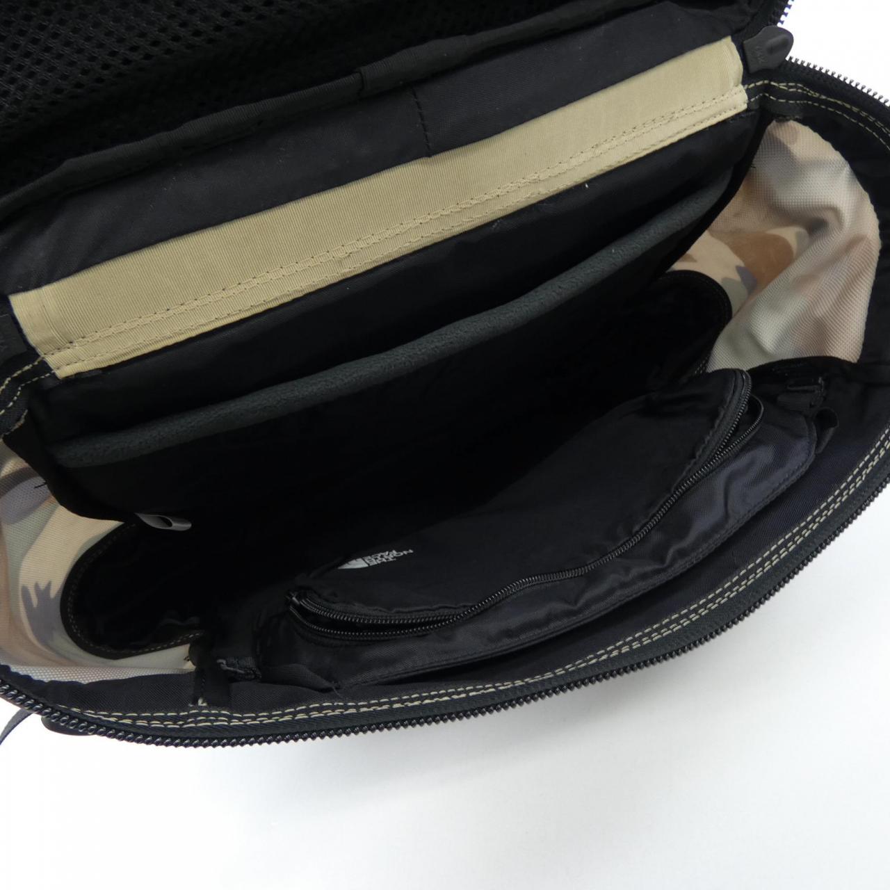 ザノースフェイス THE NORTH FACE NM82150 BACKPACK