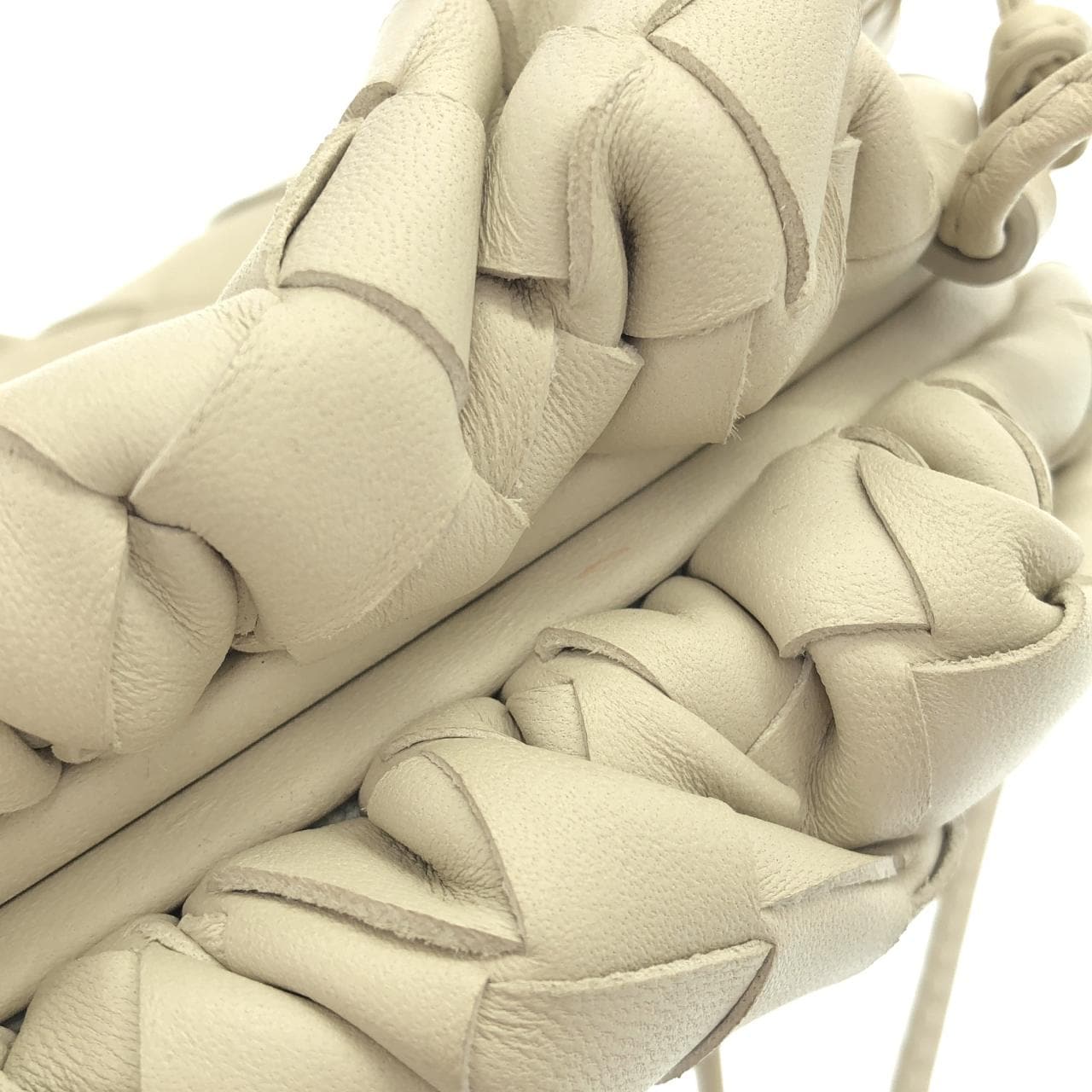 ボッテガヴェネタ 585852 VCPP1 ショルダーバッグ