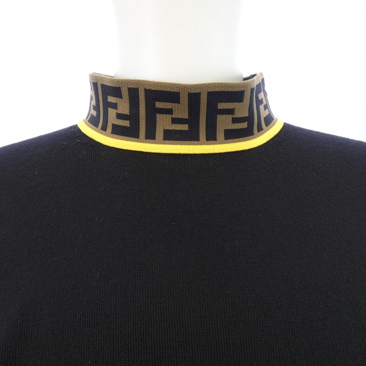 フェンディ FENDI FFモチーフ FZZ411 A4GC ニット