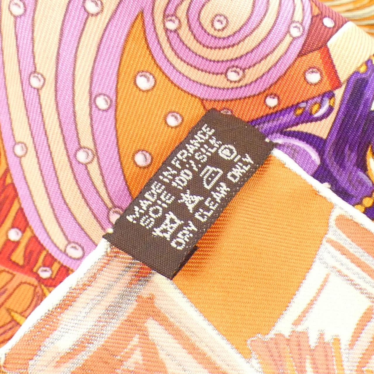 HERMES AU FIL DU CARRE 002659S Scarf