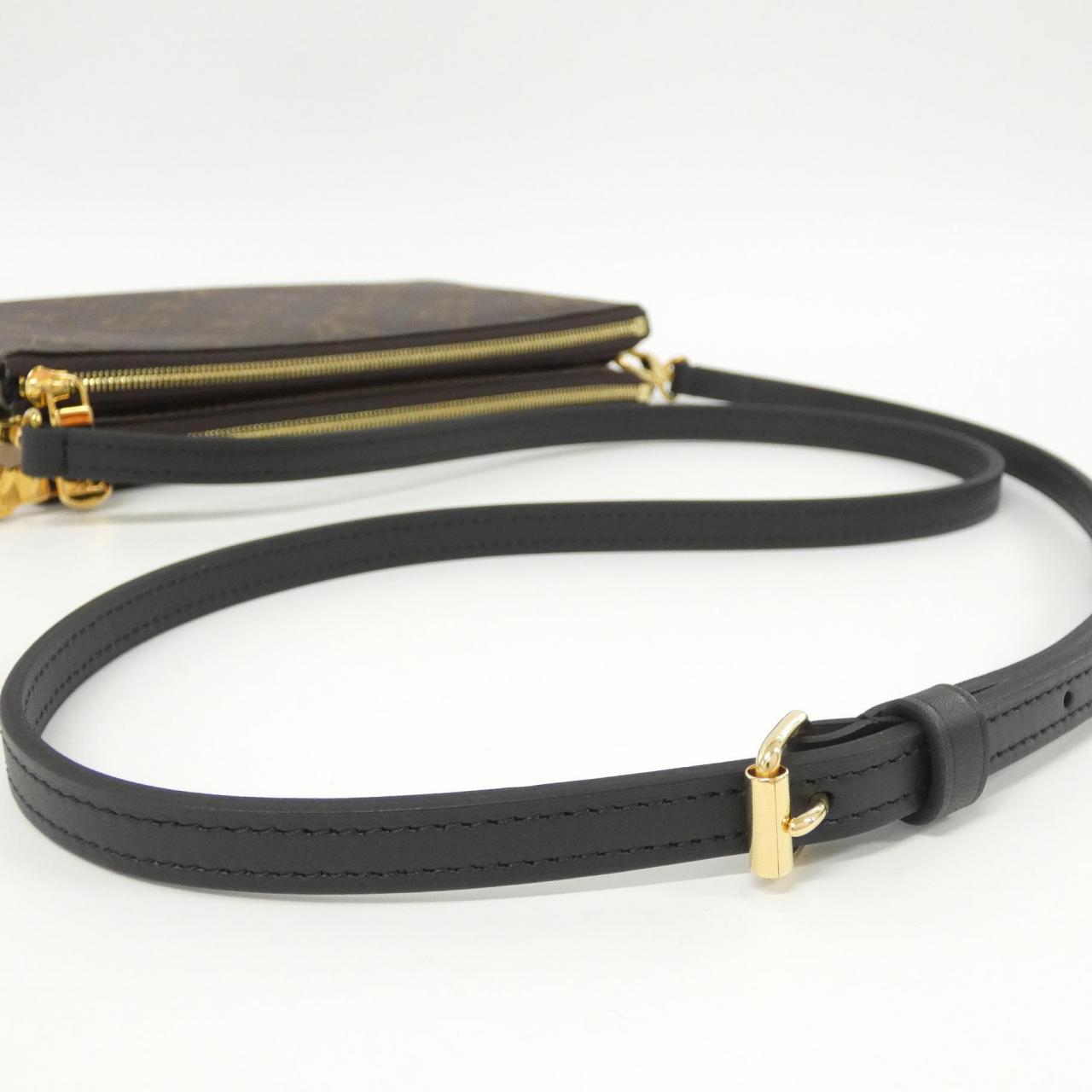 LOUIS VUITTON Monogram Giant Pochette Double Zip M69203 Shoulder Bag