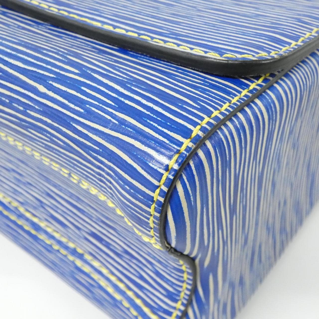 ルイヴィトン エピ デニム ツイスト MM M50271 ショルダーバッグ