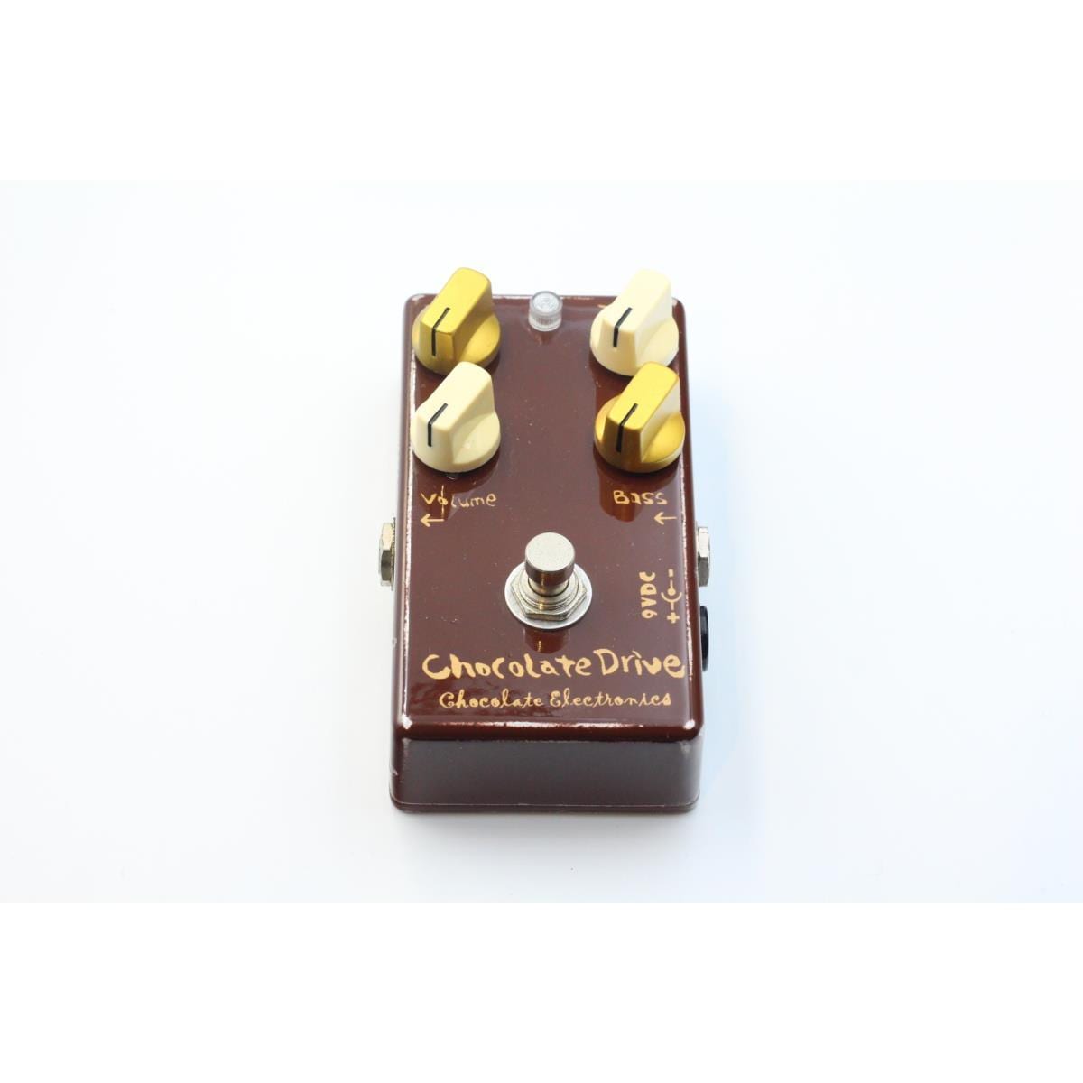 ＣＨＯＣＯＬＡＴＥ　ＥＬＥＣＴＲＯＮＩＣ　ＣＨＯＣＯＬＡＴＥ　ＯＶＥＲ　ＤＲＩＶＥ