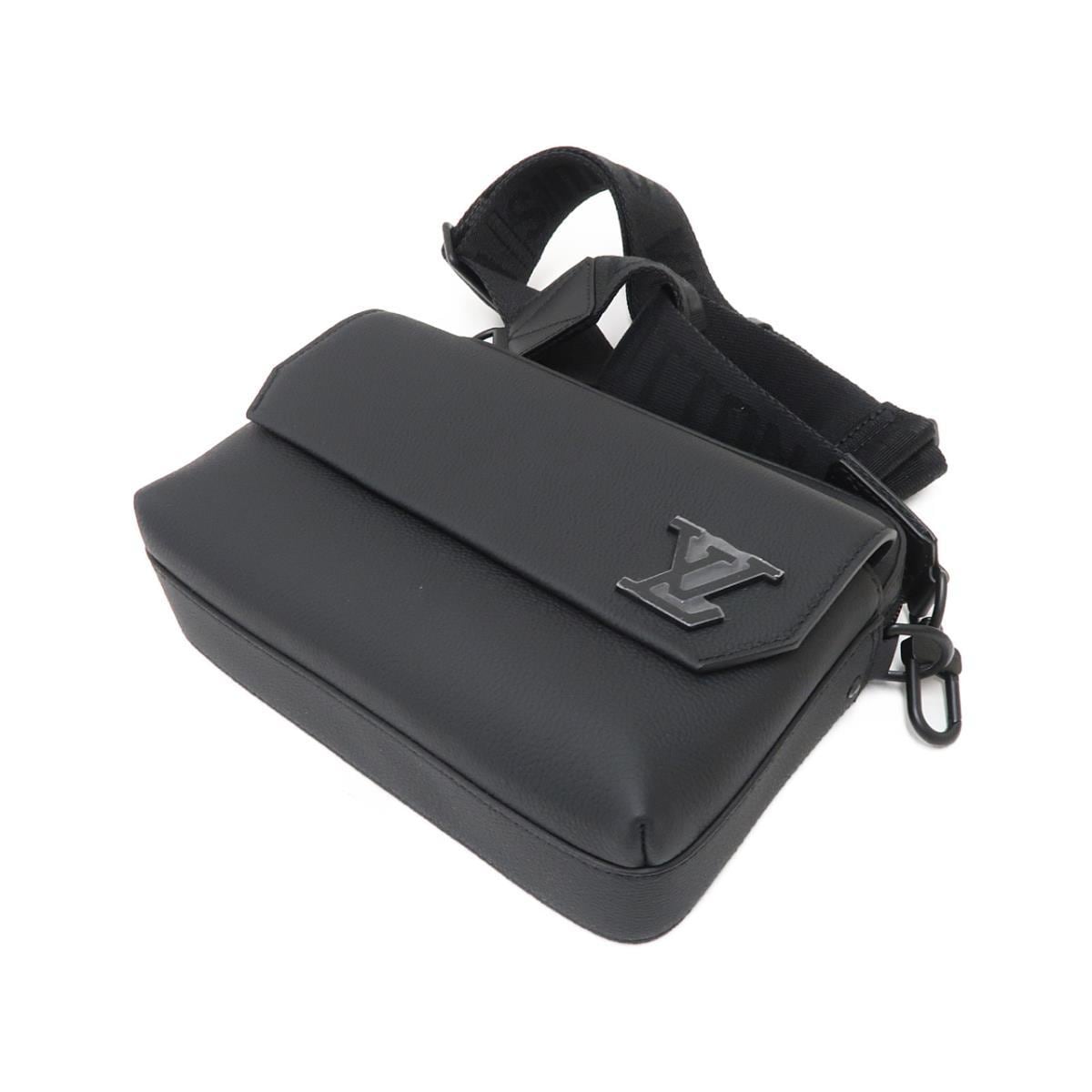 【未使用品】ルイヴィトン　ＬＶアエログラム　ファストライン　メッセンジャー　Ｍ２２４８２　バッグ