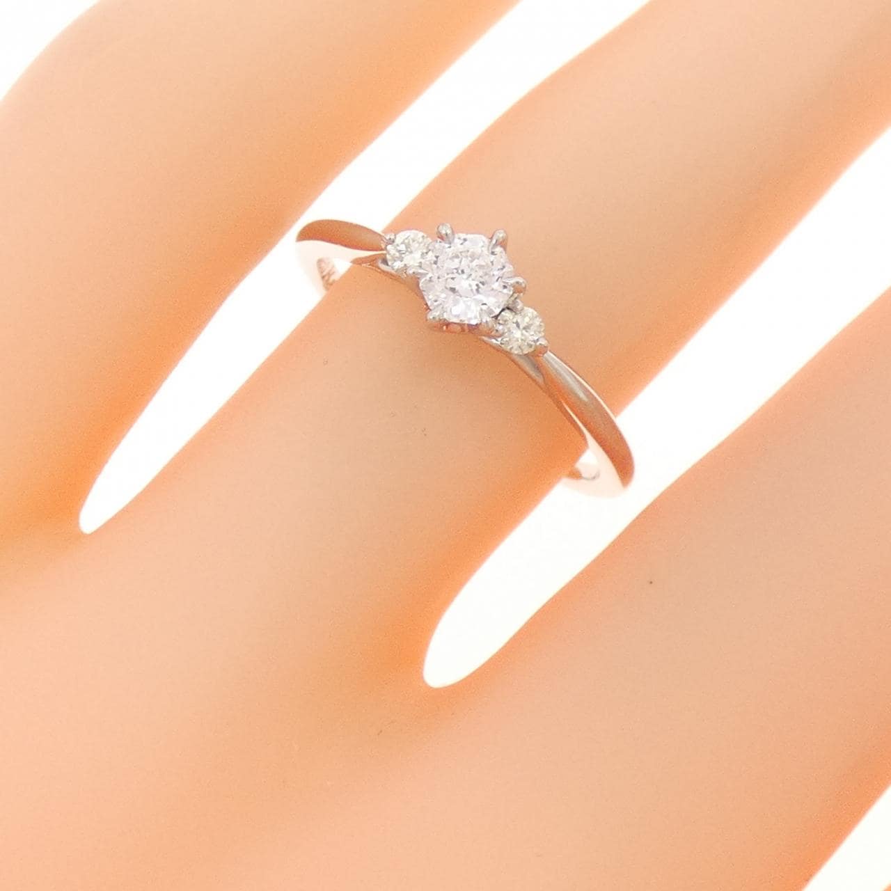 PT950 ダイヤモンド リング 0.218CT H VS2 ファンシーカット