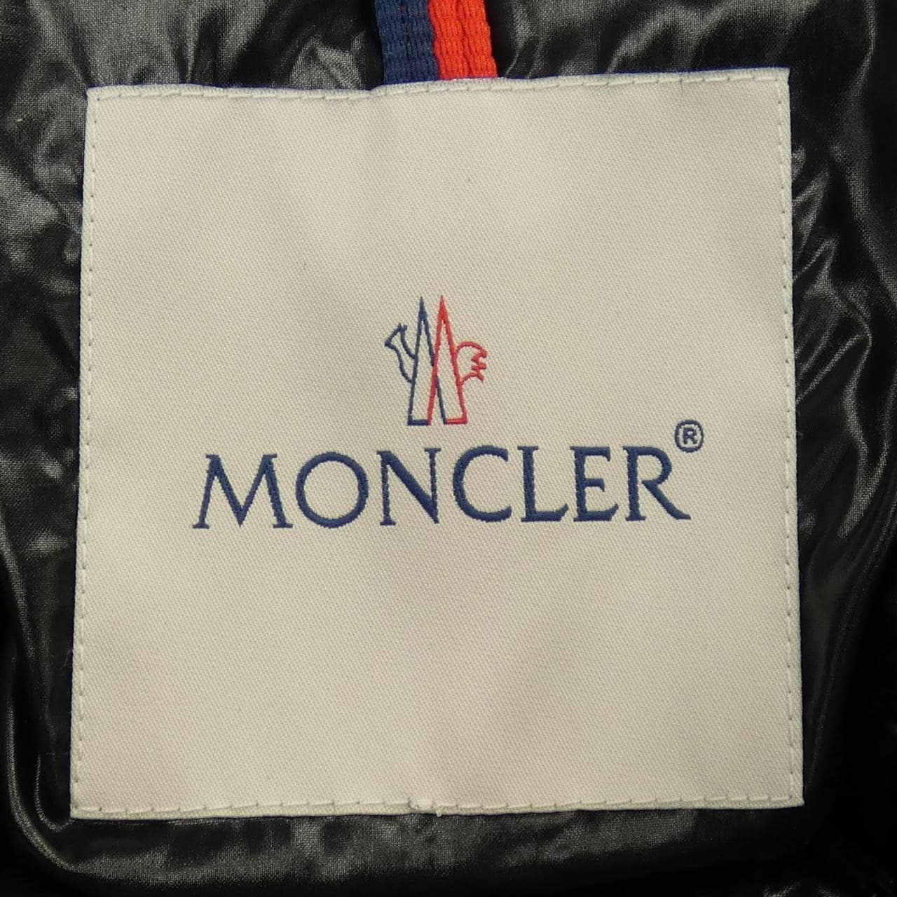 MONCLER蒙克勒羽绒服