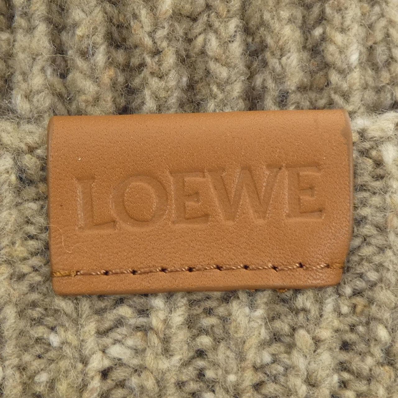 ロエベ LOEWE KSA9OT2X02 ニットキャップ