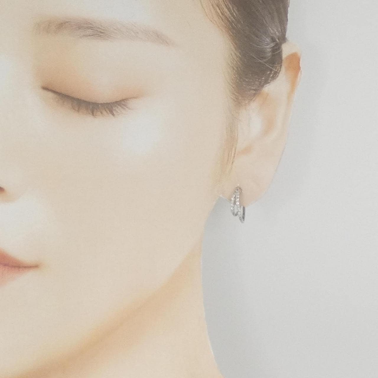 K18WG ダイヤモンド ピアス 0.26CT