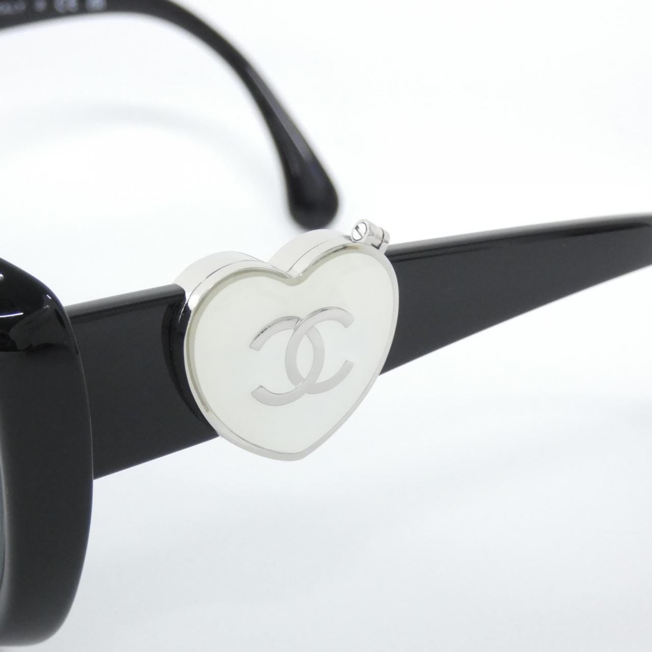 CHANEL 5517 A 太阳镜