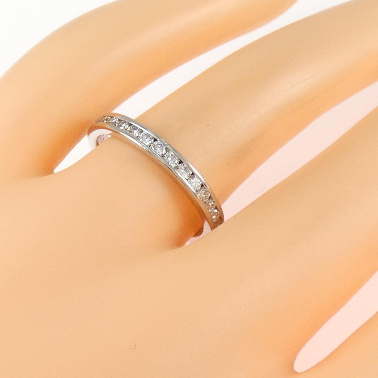 PT900 ハーフエタニティ ダイヤモンド リング 0.40CT