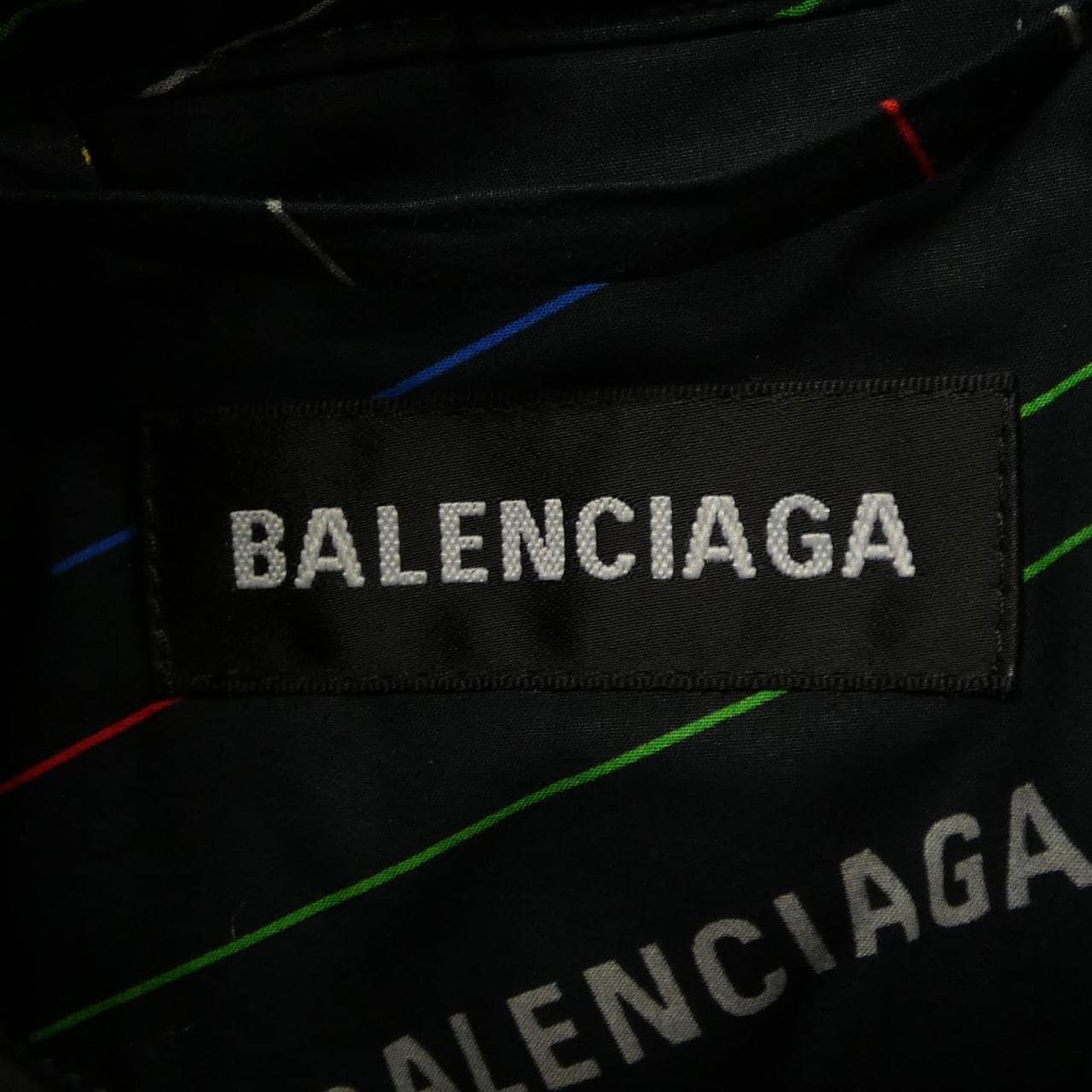 バレンシアガ BALENCIAGA 556237 TDL54 ブルゾン