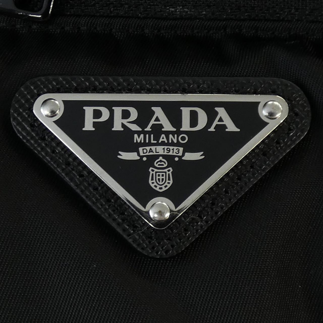 プラダ PRADA トライアングルロゴ 29X808 S202 1WQ8 ダウンジャケット