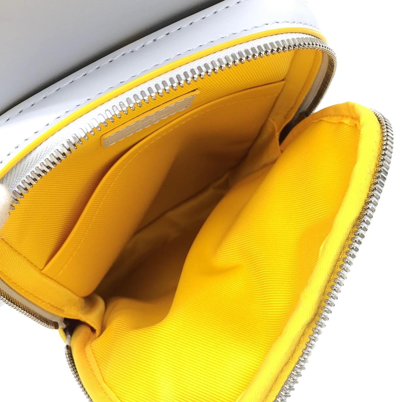 ルイヴィトン モノグラム グロウ アヴェニュー スリングバッグ M15078 ショルダーバッグ