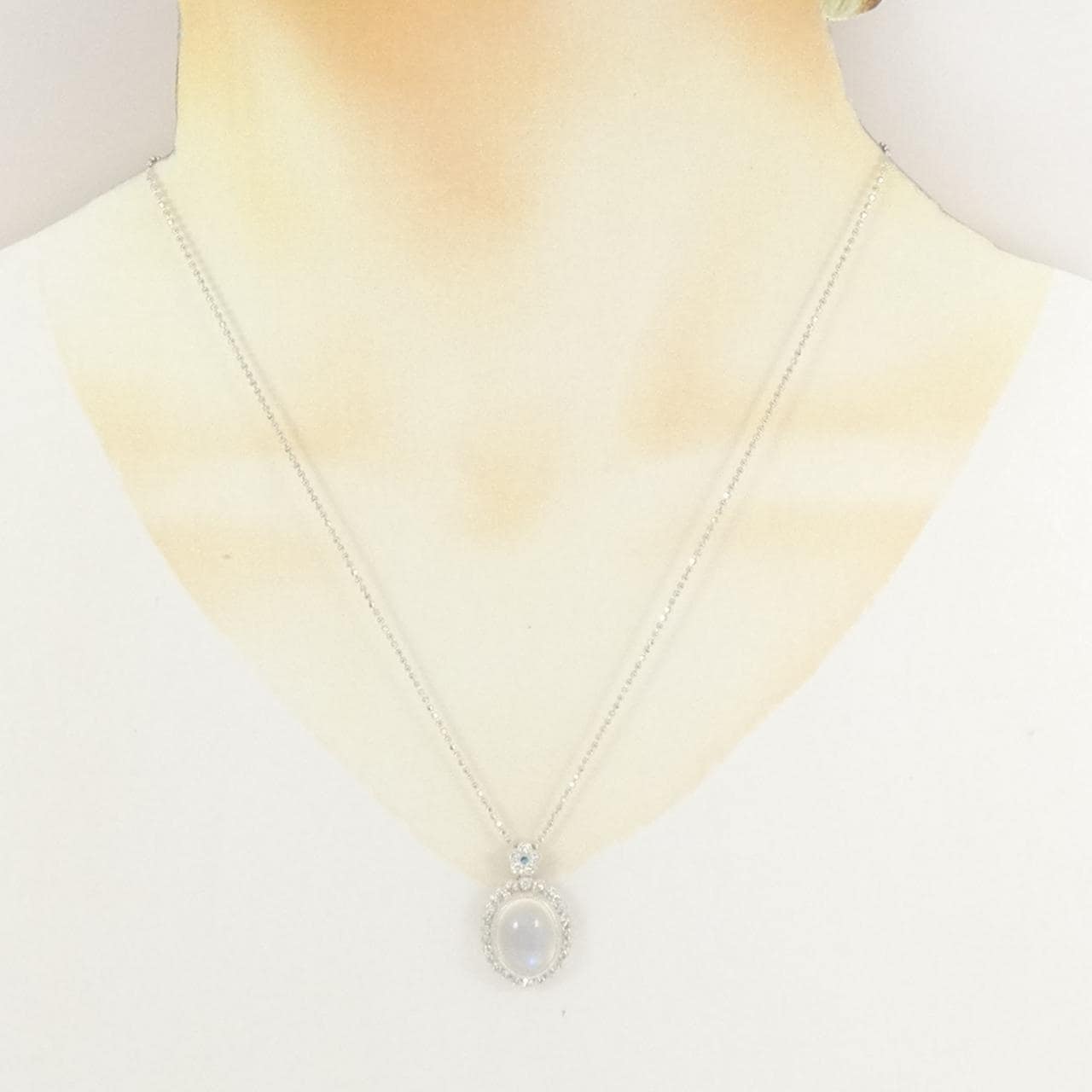K18WG ムーンストーン ネックレス 7.77CT