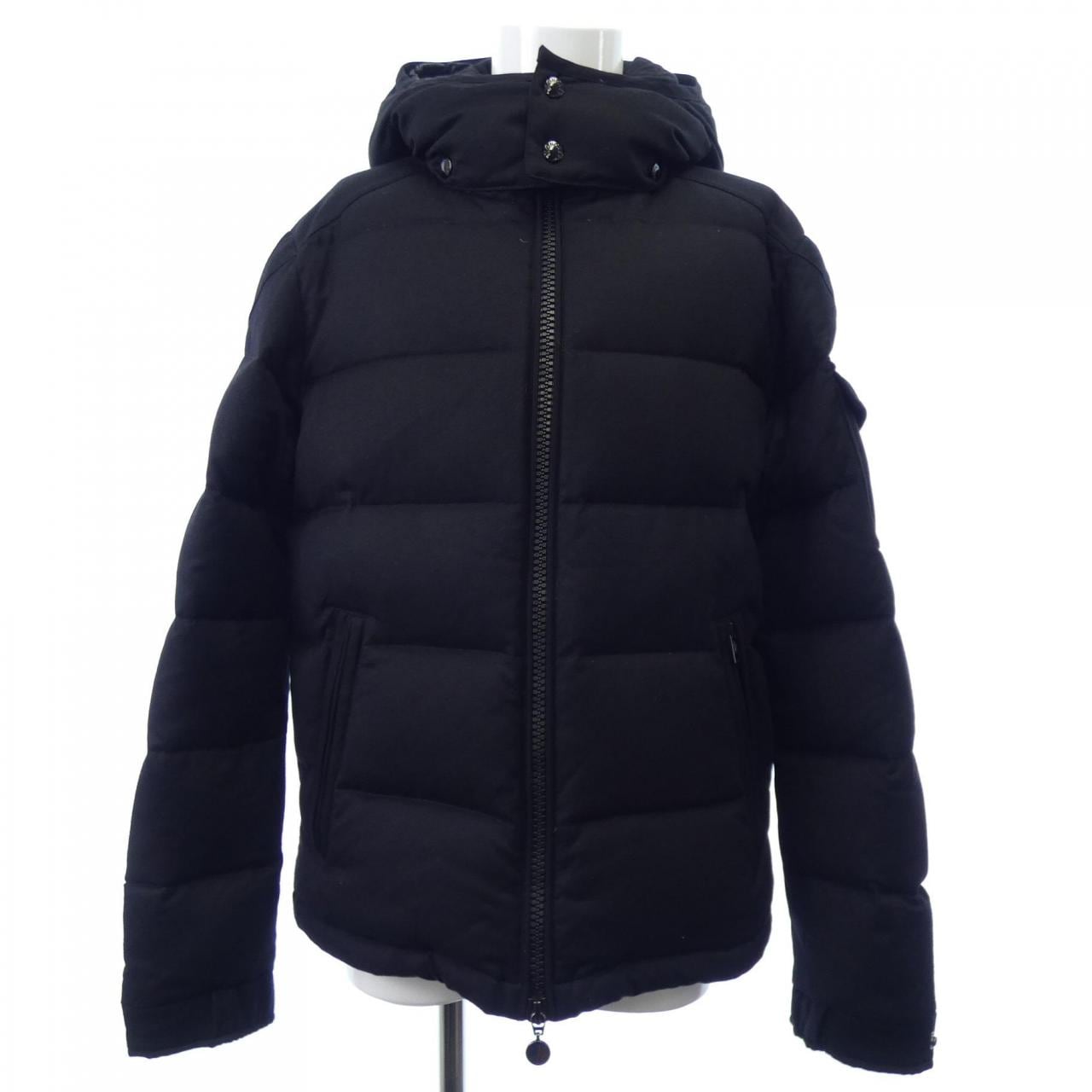 モンクレール MONCLER ダウンジャケット