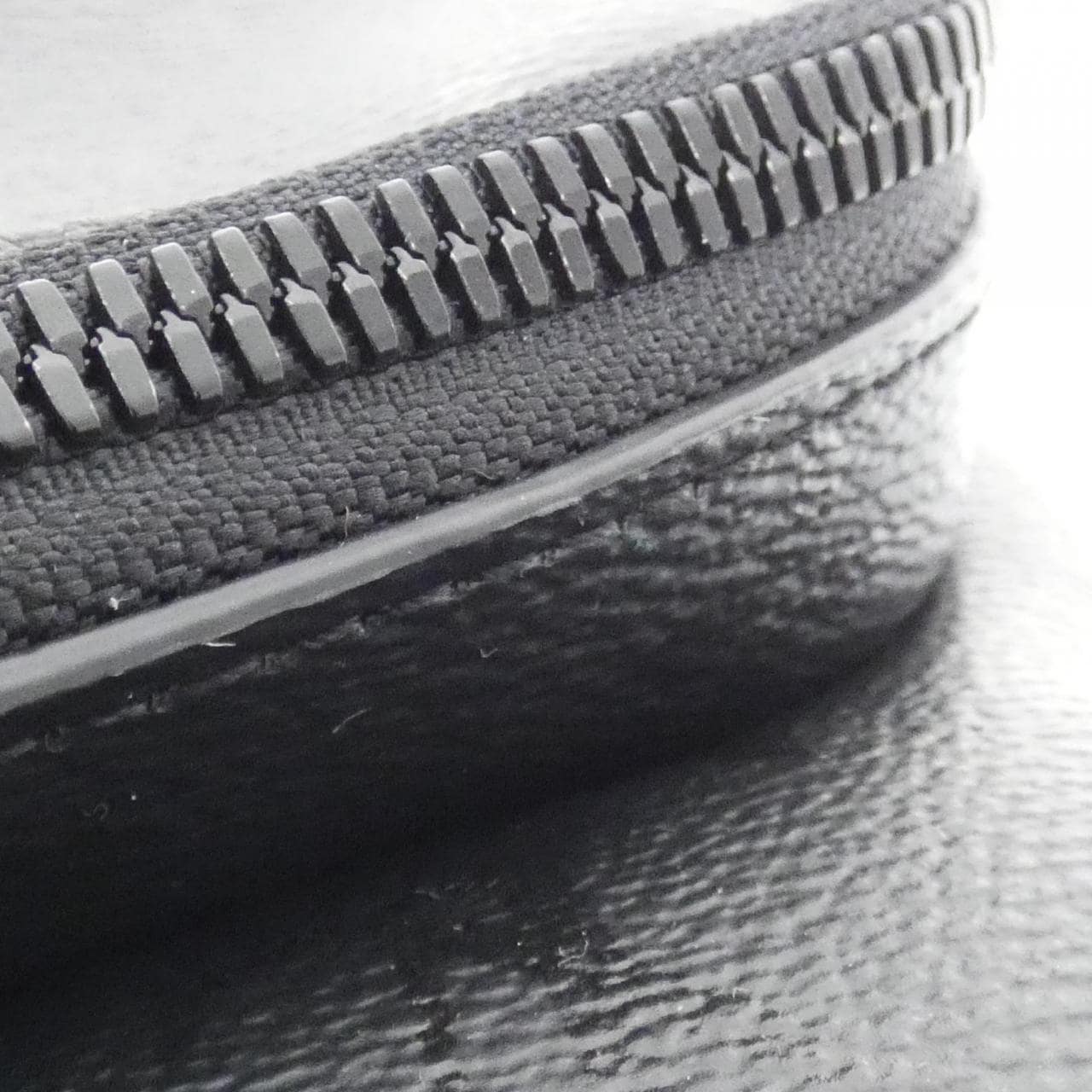 ルイヴィトン モノグラム　ミッドナイト ディスカバリー カーゴ バックパック M26765 リュックサック