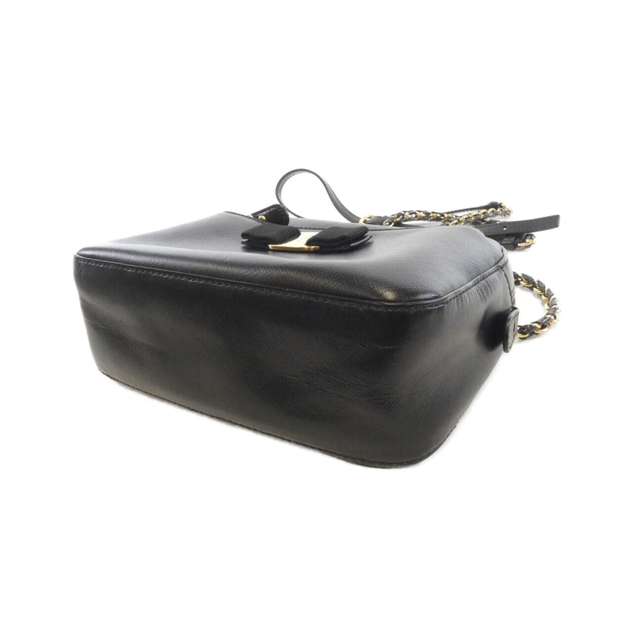 サルヴァトーレフェラガモ LYDIA 21 F568 ショルダーバッグ