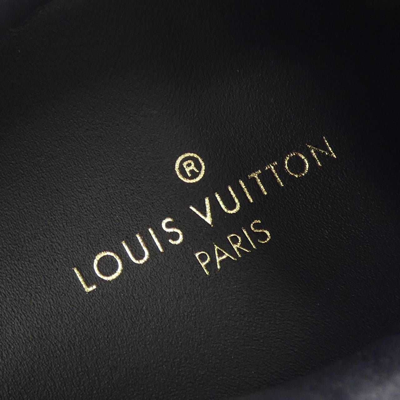 ルイヴィトン LOUIS VUITTON ランアウェイライン スニーカー