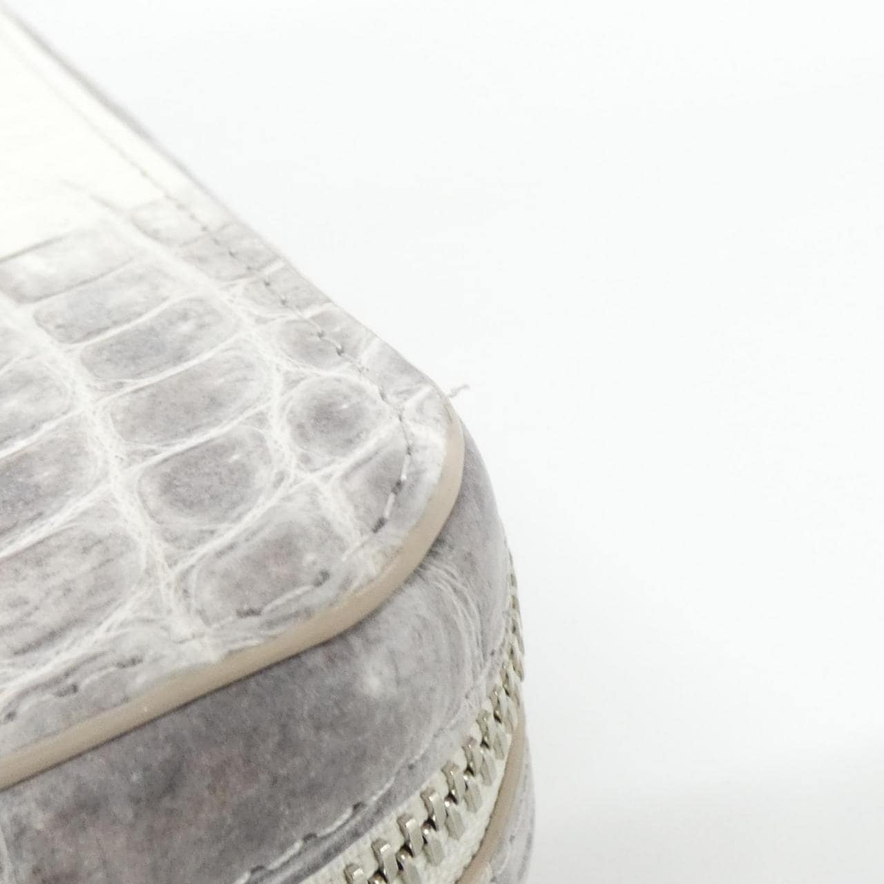 ルイヴィトン エキゾチック レザー ジッピーXL 財布