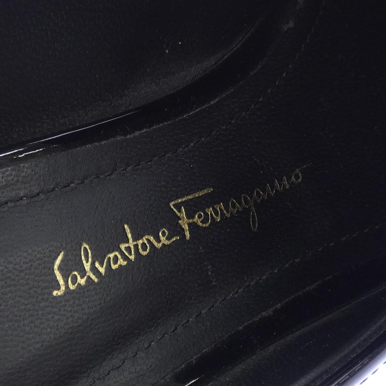 サルヴァトーレフェラガモ SALVATORE FERRAGAMO パンプス