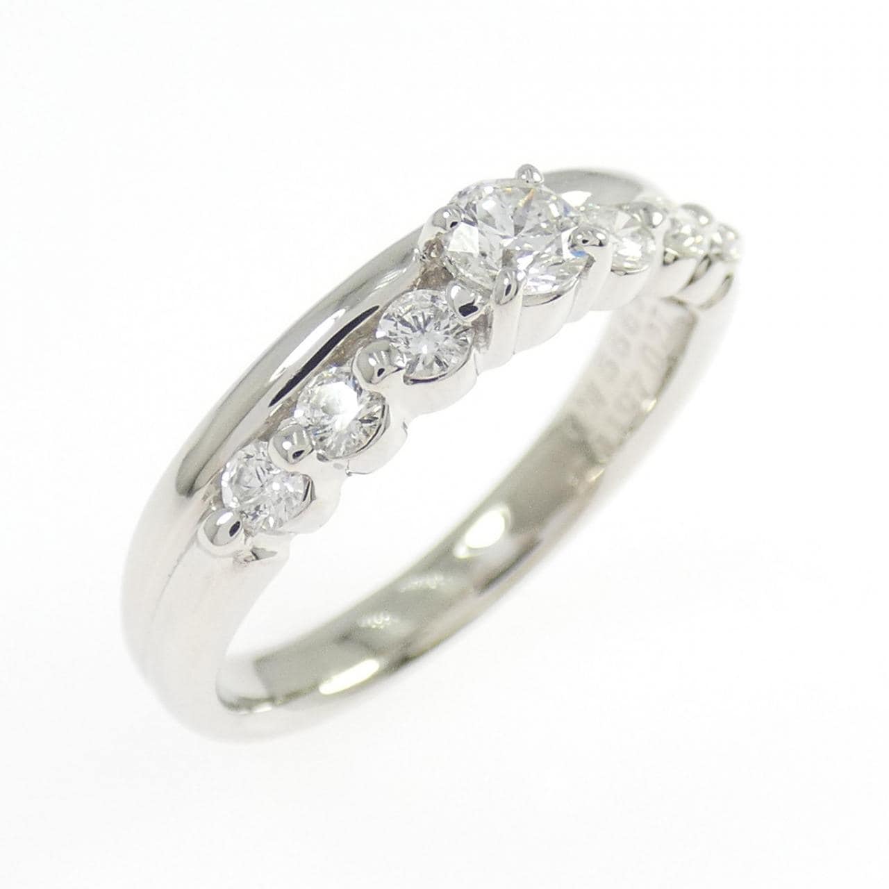 PT950 ダイヤモンド リング 0.197CT