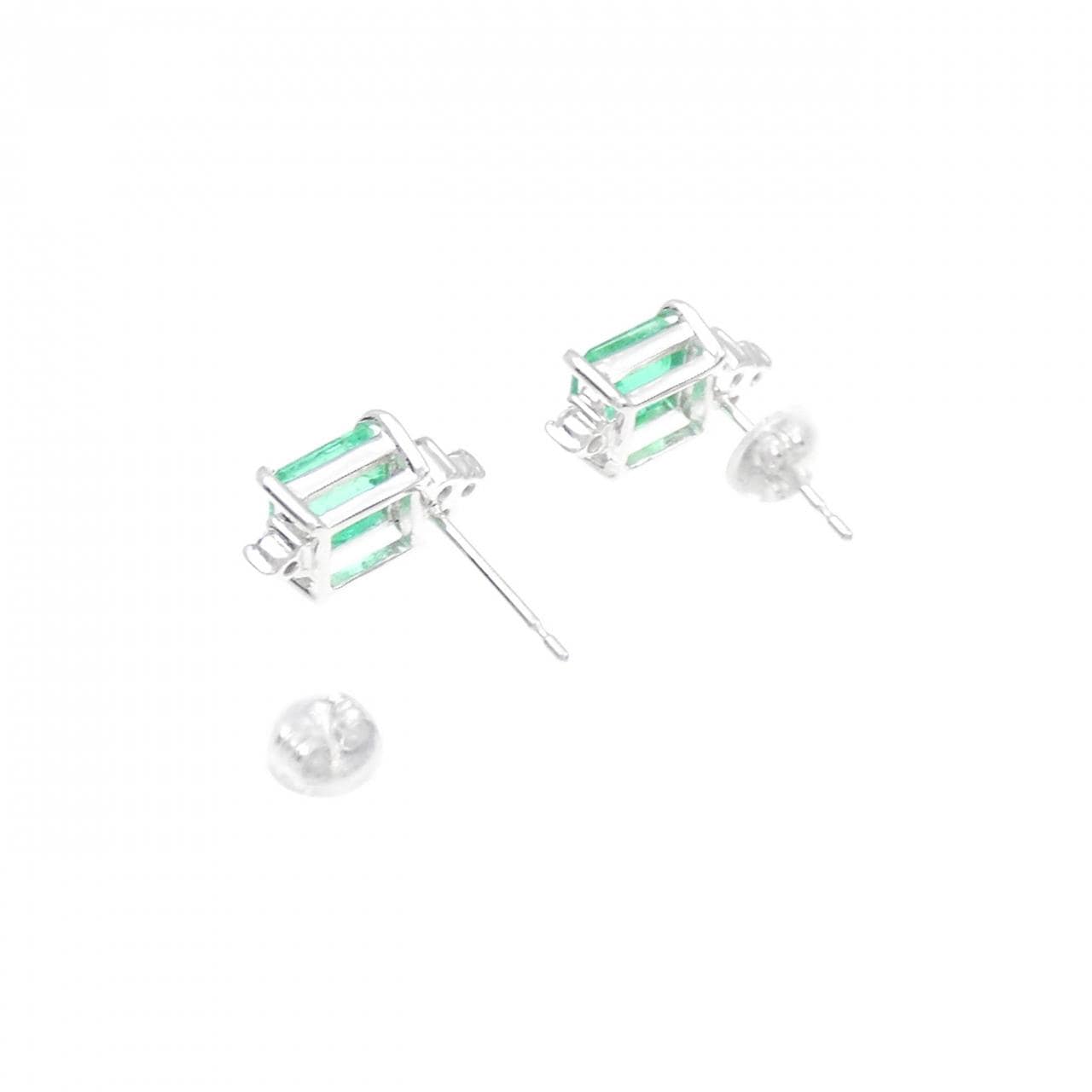 K18WG emerald earrings 2.19CT