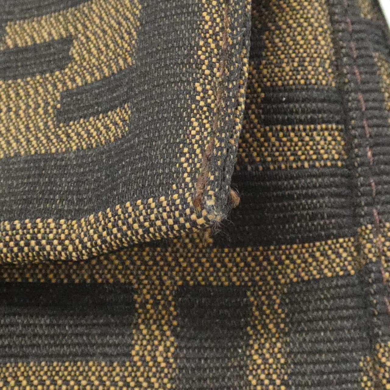 【ヴィンテージ】フェンディ バゲット 26424 ショルダーバッグ