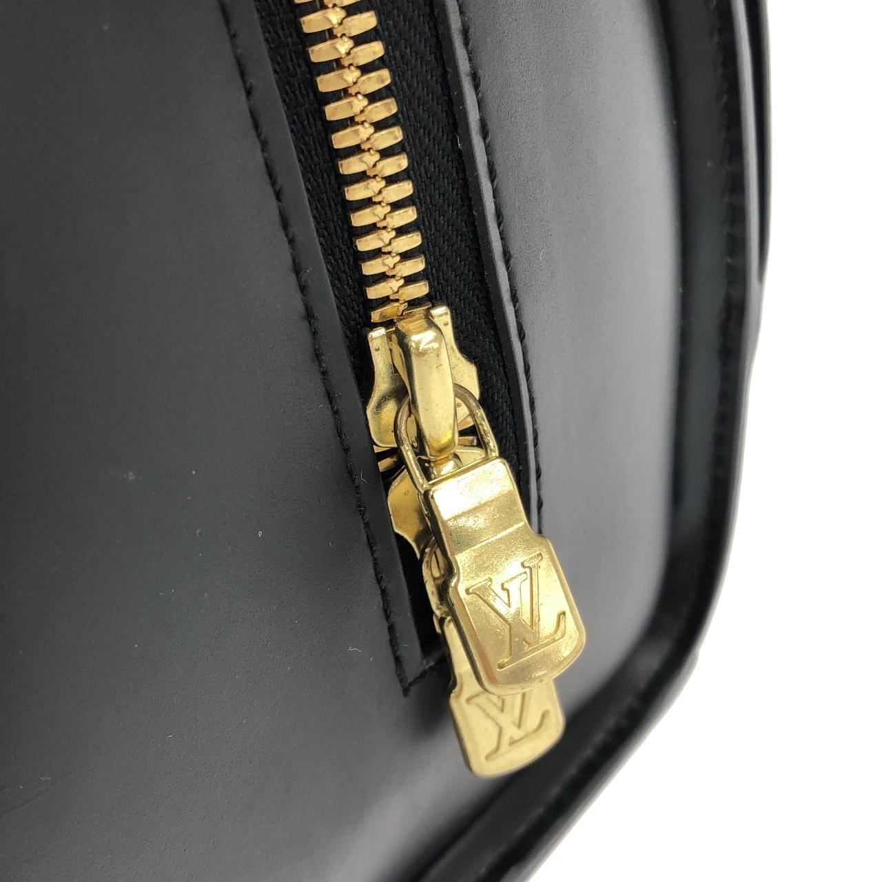 ルイヴィトン エピ ポンヌフ M52052 バッグ
