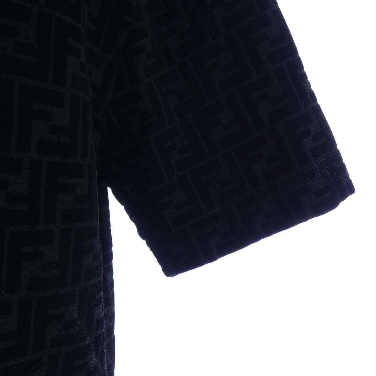 フェンディ FENDI FFモチーフ FY0936 A7D5 Tシャツ