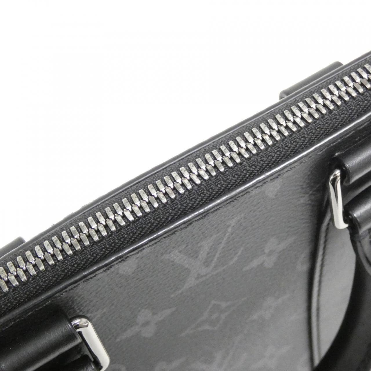 LOUIS VUITTON Monogram Eclipse Sac Plat Cross M46098 Bag