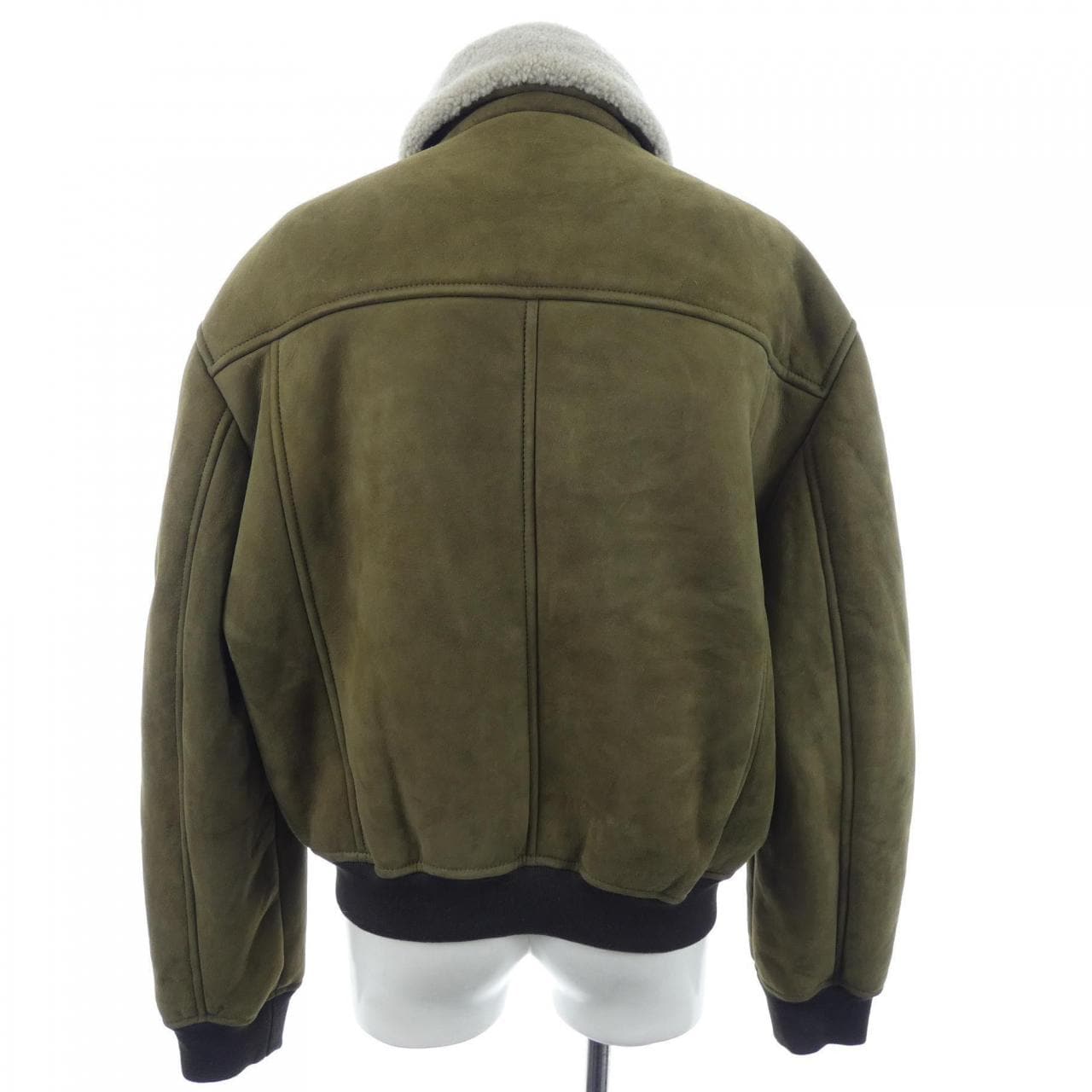 タリアトーレ TAGLIATORE WALSH ムートンジャケット