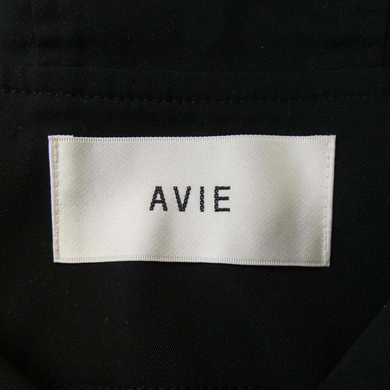 AVIE ブルゾン