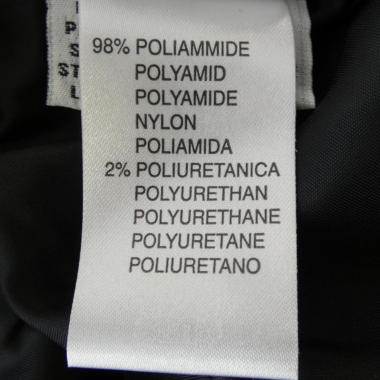 ブルマリン Blumarine ダウンジャケット