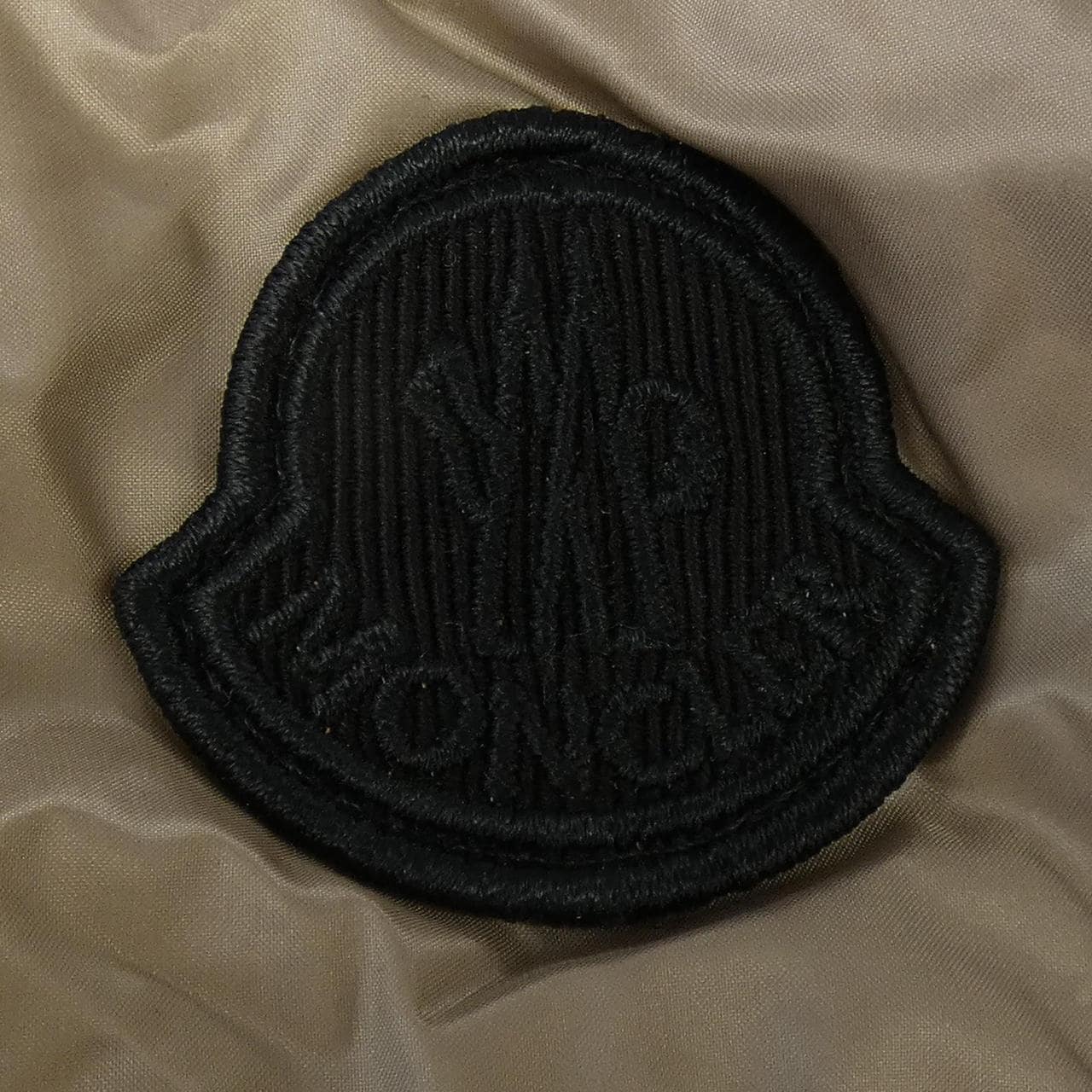 モンクレール MONCLER BUNIUM ダウンジャケット