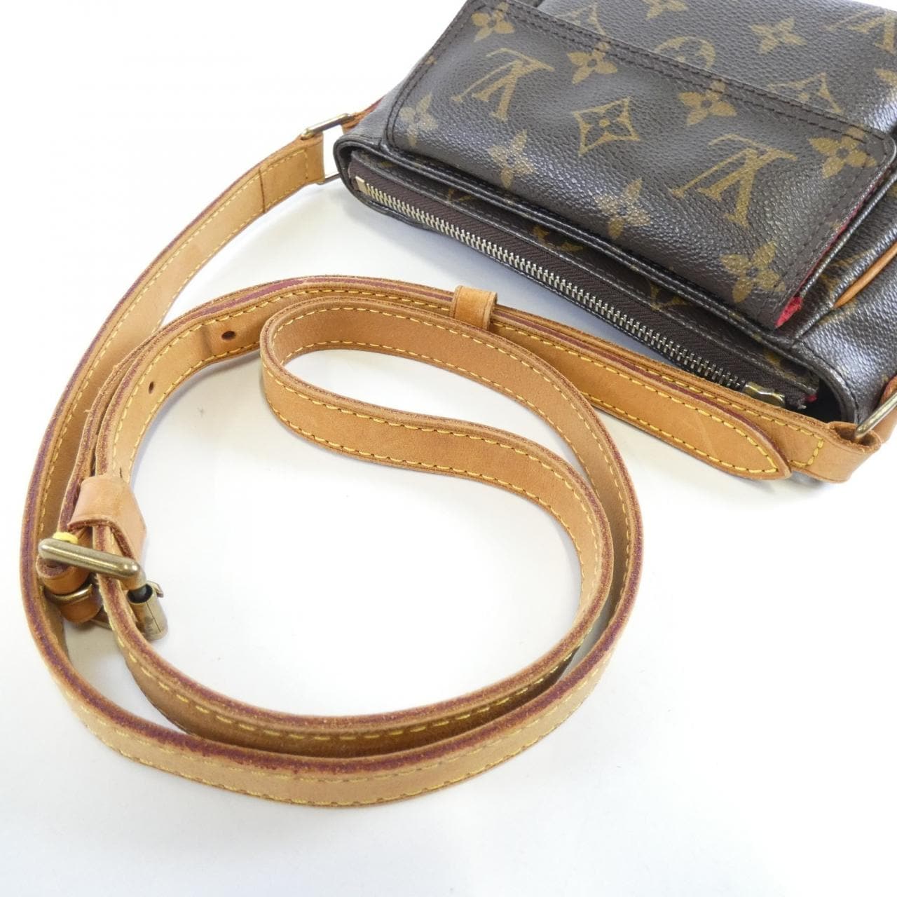 ルイヴィトン モノグラム ヴィバ シテ PM M51165 ショルダーバッグ