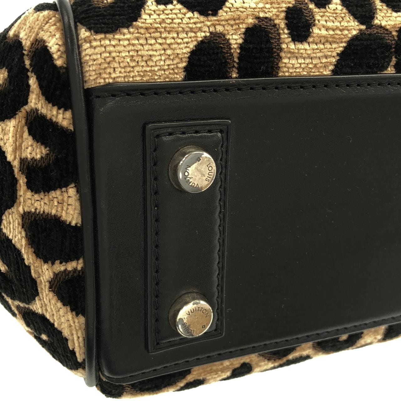 ルイヴィトン レオパード ベイビー M94257 バッグ