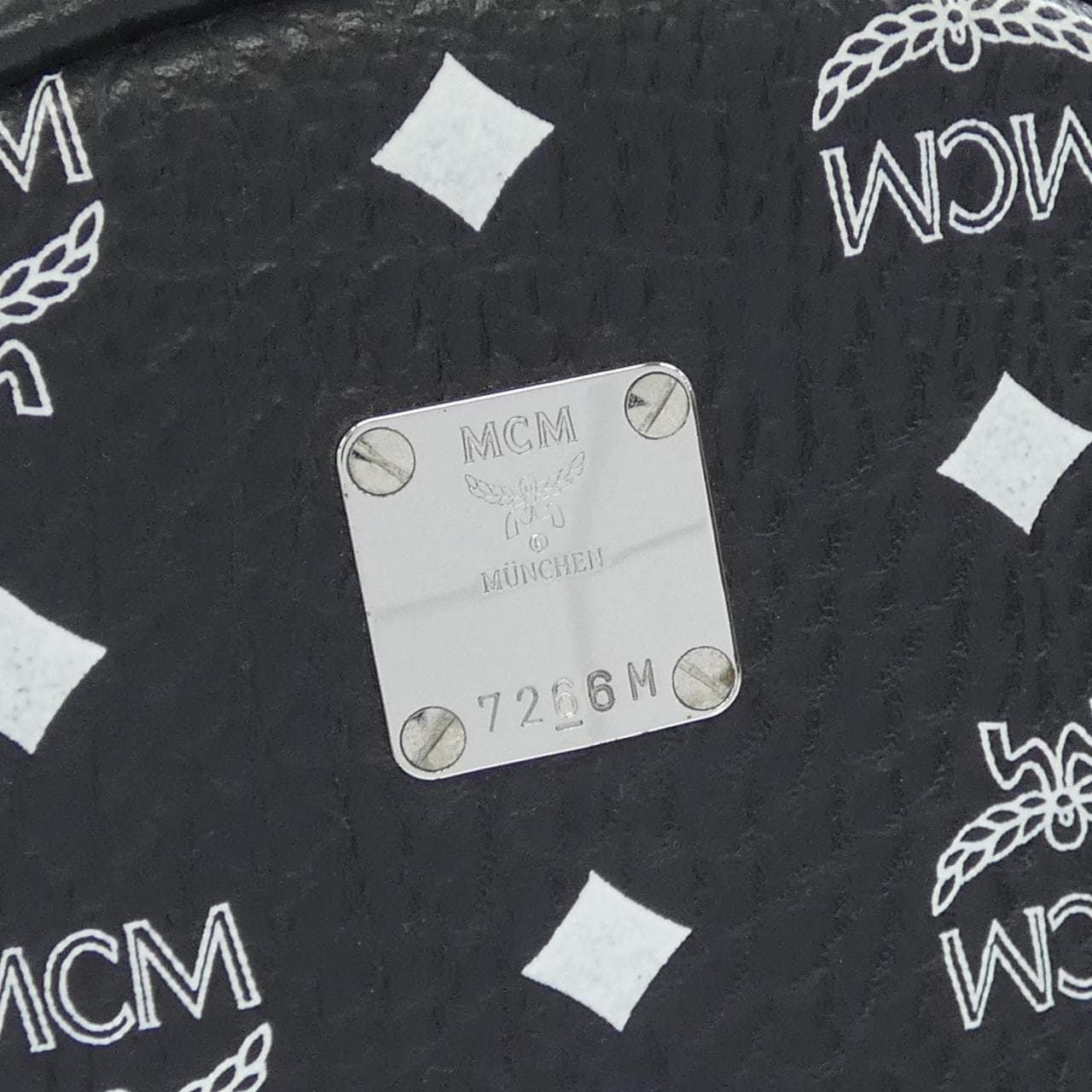 エムシーエム MCM MMK8SVE49BV001 BACKPACK