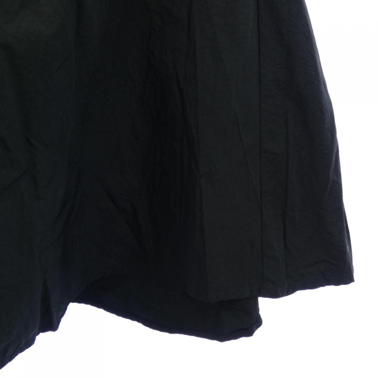 エイトン ATON スカート