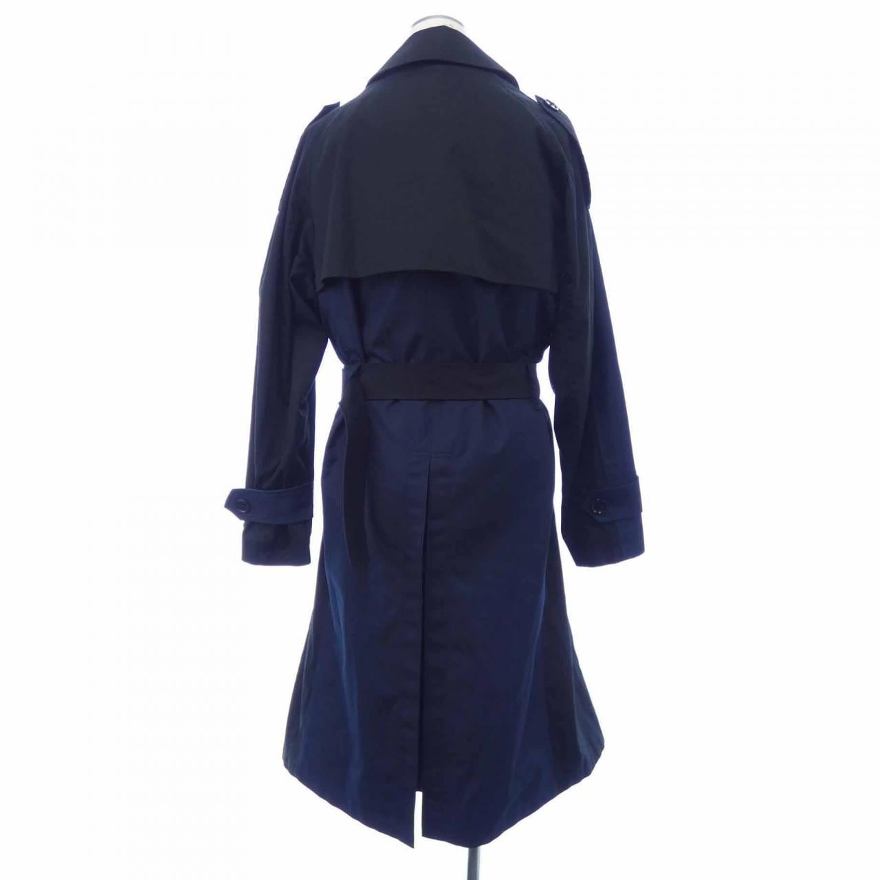 黑色蕾絲手鏈BLACK LABEL CRESTBRI風衣