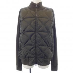 モンクレール MONCLER ダウンジャケット