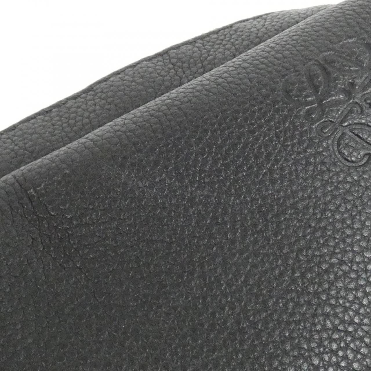 ロエベ ミリタリー メッセンジャー XS 317 12AA72 ショルダーバッグ