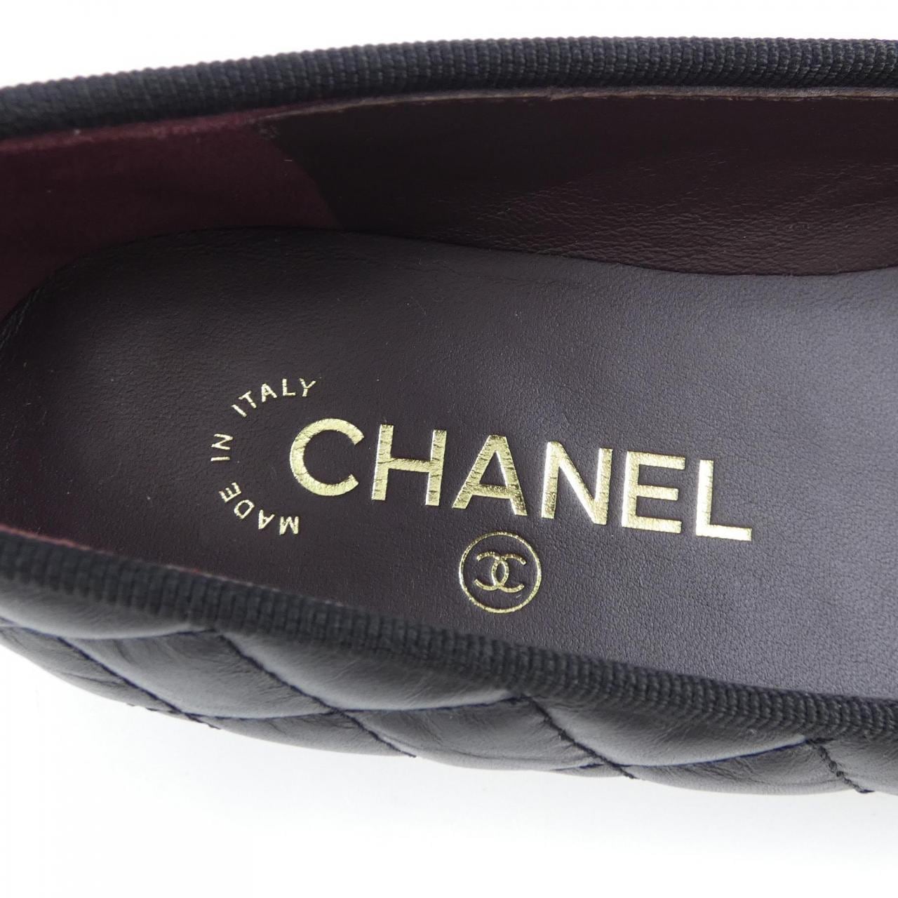 シャネル CHANEL フラットシューズ