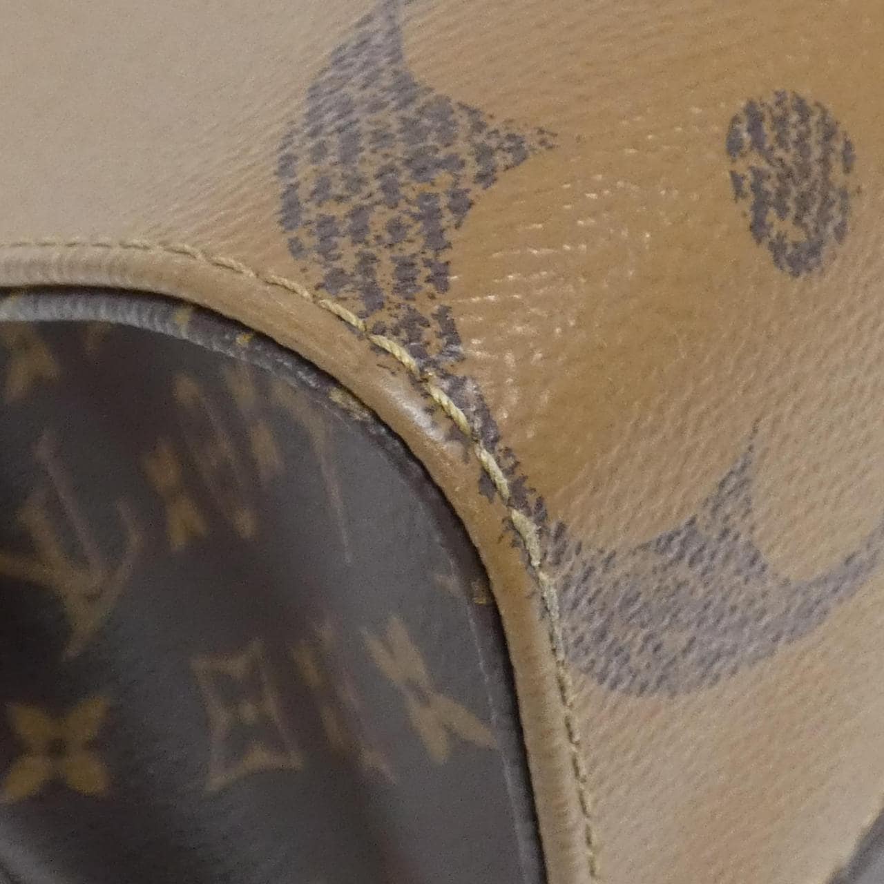 ルイヴィトン モノグラム ジャイアント オンザゴー MM M45321 バッグ