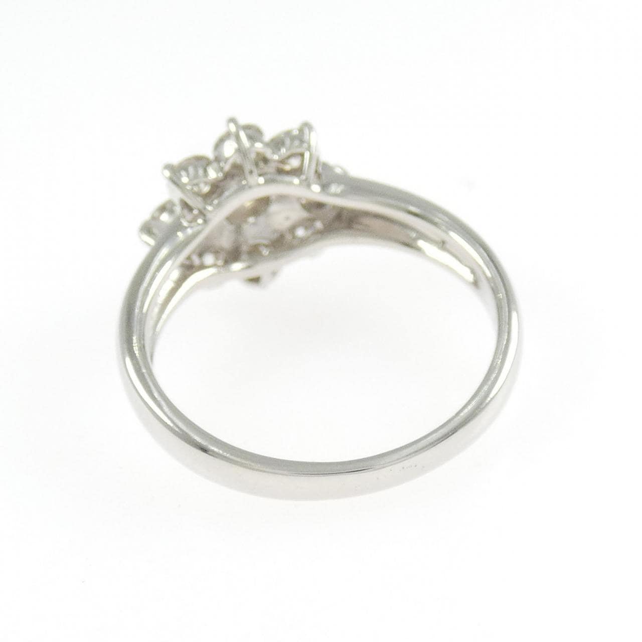 PT900 フラワー ダイヤモンド リング 1.01CT
