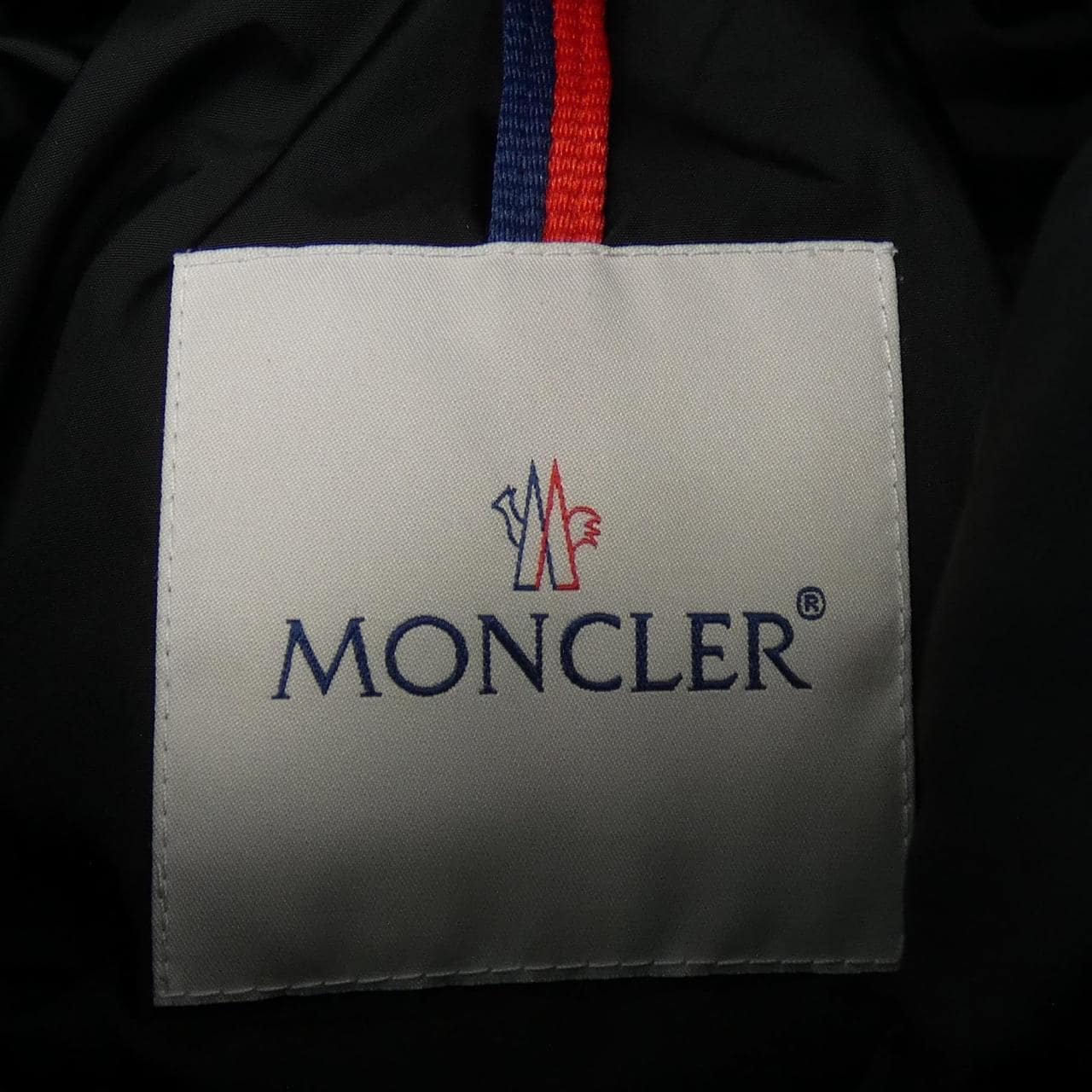 モンクレール MONCLER ダウンジャケット