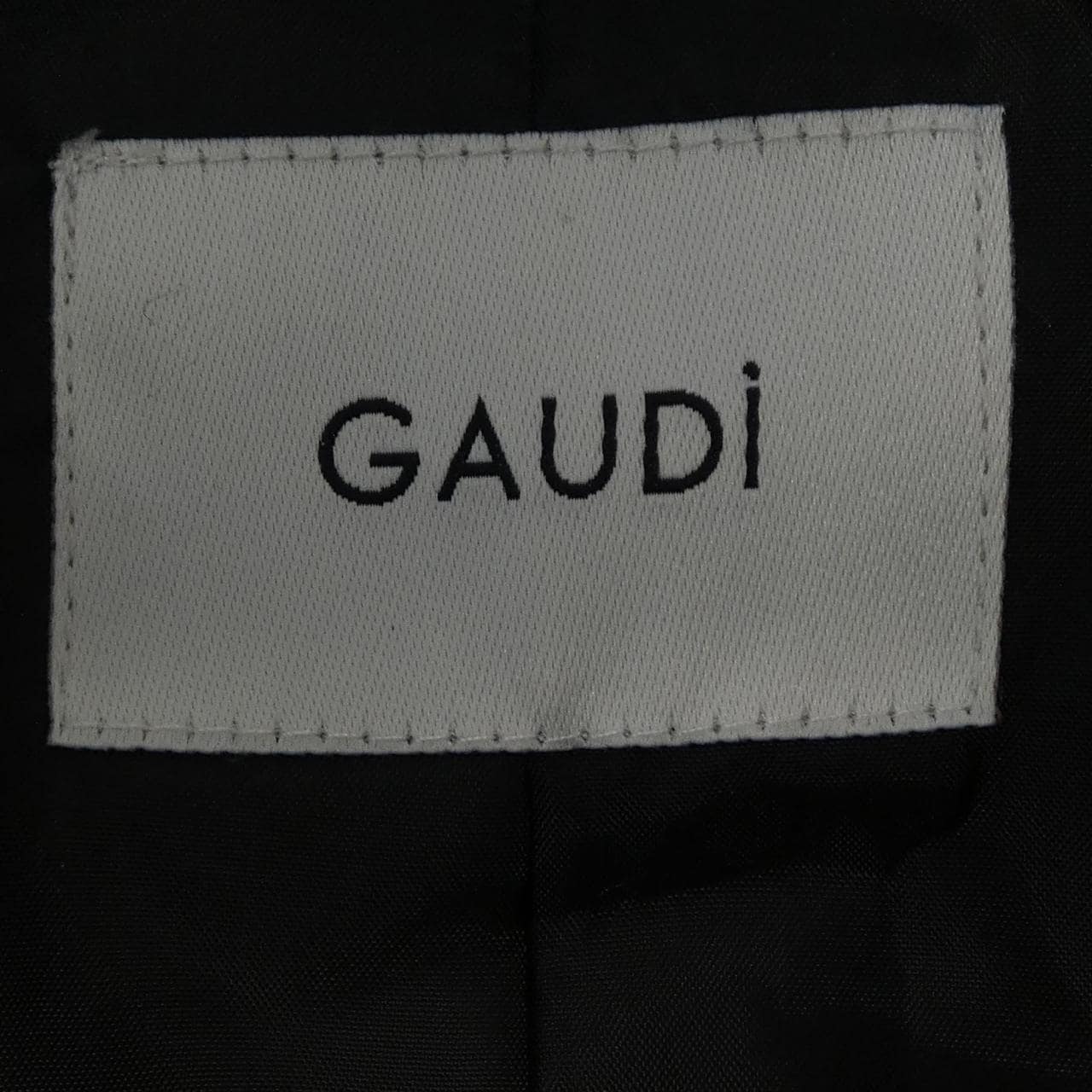 GAUDI コート