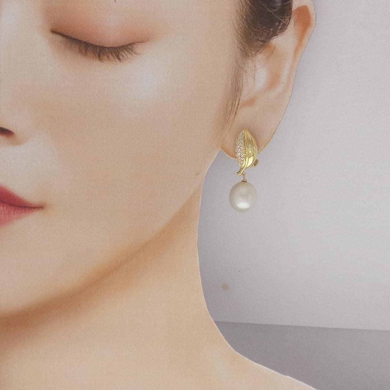 K18YG 白蝶パール ピアス/イヤリング 11.2mm